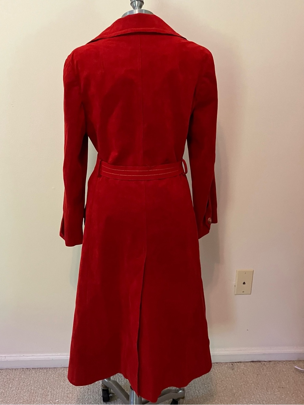 VTG Women’s Sz.8 70s Red Suede Leather Belted Trench Coat Long Boho Festival - Picture 16 of 16